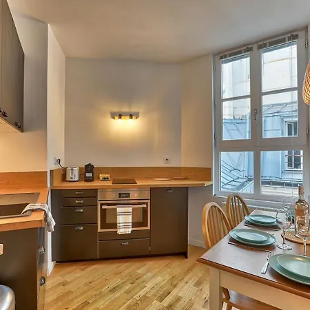 Duplex Lumineux & Calme - Le Marais Proche Metro 8 - Jungle Loft Paříž