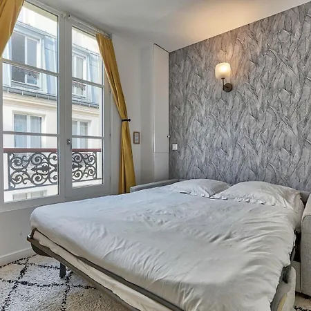Duplex Lumineux & Calme - Le Marais Proche Metro 8 - Jungle Loft Apartman *