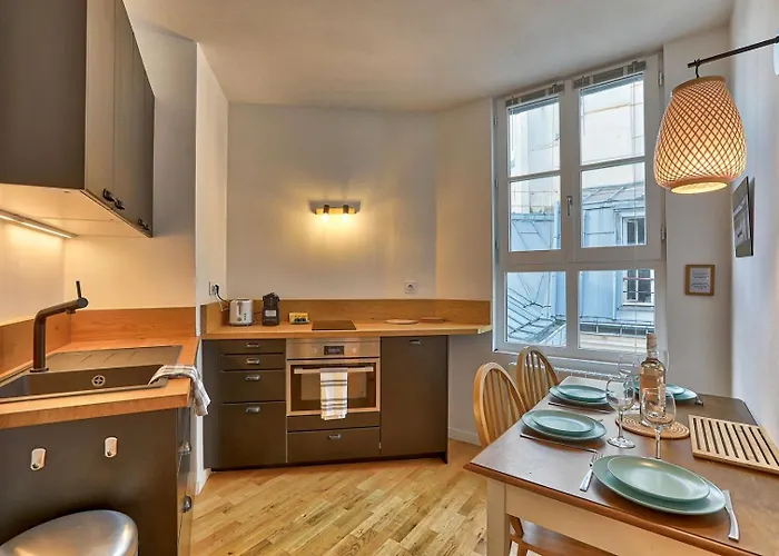 Duplex Lumineux & Calme - Le Marais Proche Metro 8 - Jungle Loft Párizs