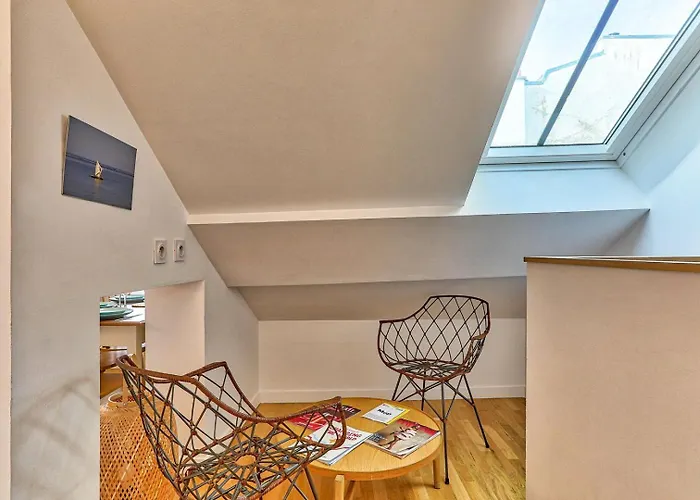 Apartman Duplex Lumineux & Calme - Le Marais Proche Metro 8 - Jungle Loft