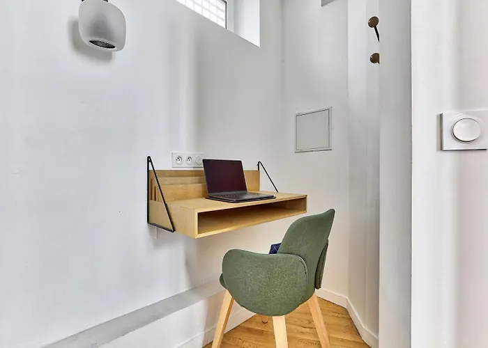Duplex Lumineux & Calme - Le Marais Proche Metro 8 - Jungle Loft Apartman Párizs